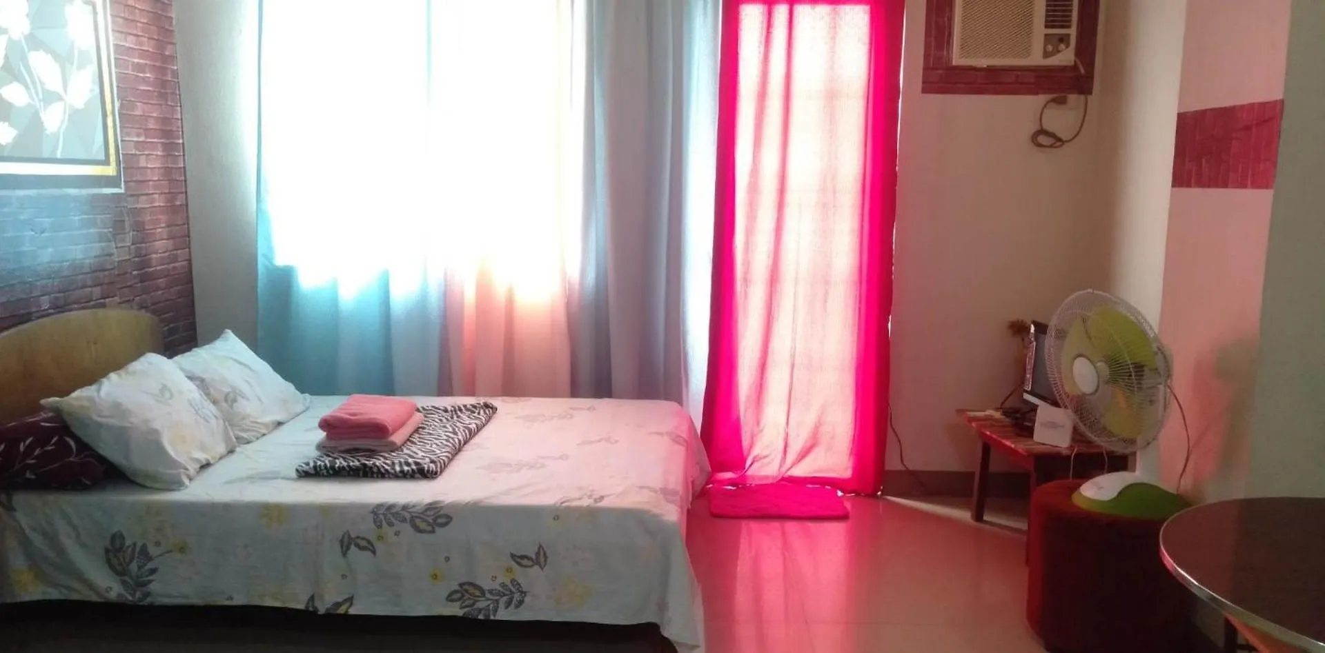 Kassel Residences Staycation Near Naia - Moonwalk Paranaque Paranaque City 0*,